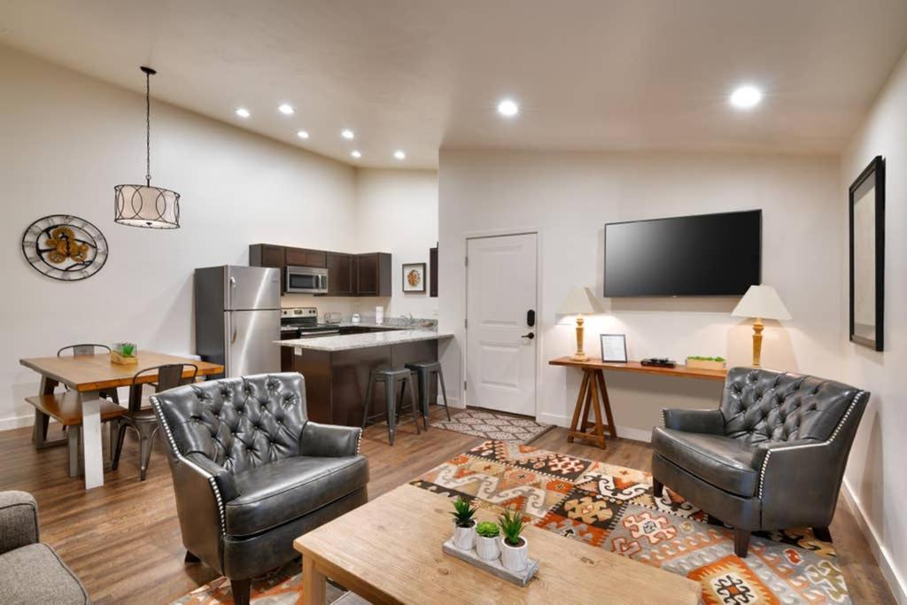 5K Top Floor Redcliff Condo, Pool & Hot Tub Moab Exterior foto